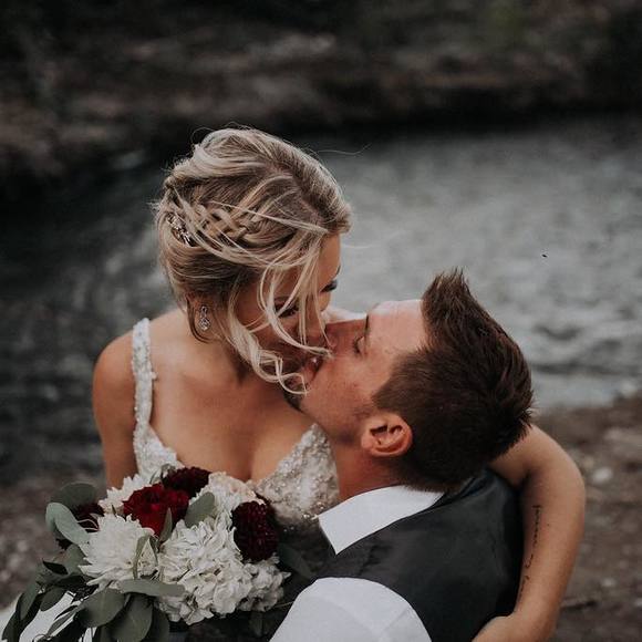 Meet your Posher, Koddee - Picture 1 of 1